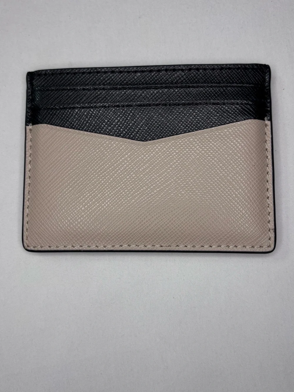 kate spade Black and Beige Two-Tone Leather Cardholder